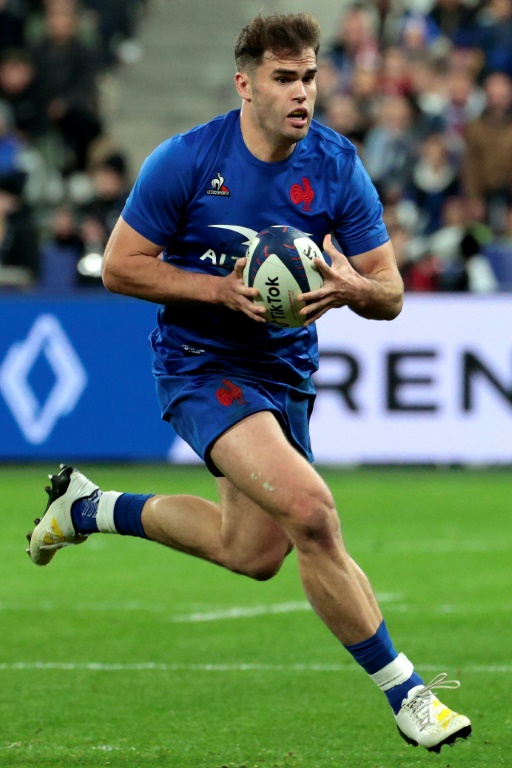L'ailier Damian Penaud, ballon en main, a permis à l'équipe de France de rugby de s'imposer face à l'Australie (30-29) samedi 5 novembre 2022 au Stade de France (Saint-Denis), lors du premier test-match automnale des Bleus
