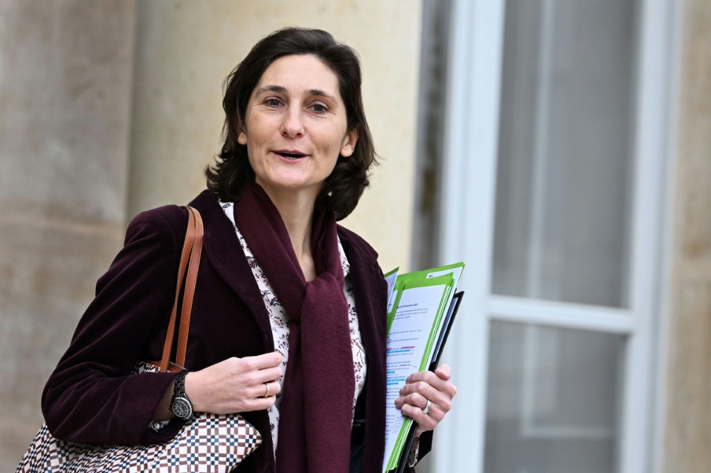 La ministre des Sports Amélie Oudéa-Castéra à la sortie d'un conseil des ministres