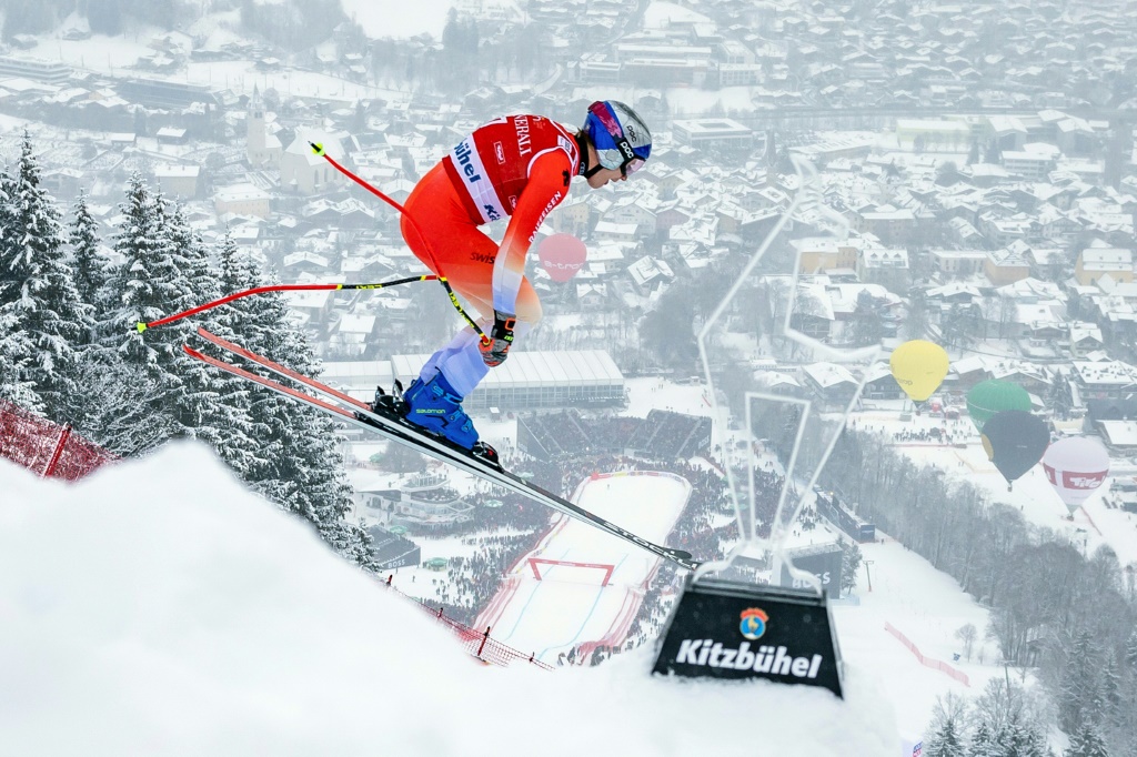 Le skieur suisse Marco Odermatt lors de la descente de Kitzbühel (Autriche) comptant pour la Coupe du monde et disputée le vendredi 20 janvier 2023.