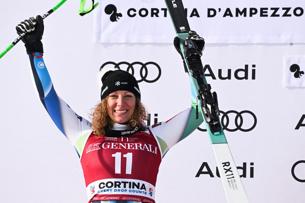 La Slovène Ilka Stuhec deuxième de la descente de Coupe du monde de Cortina d'Ampezzo le 20 janvier 2022 à Cortina d'Ampezzo