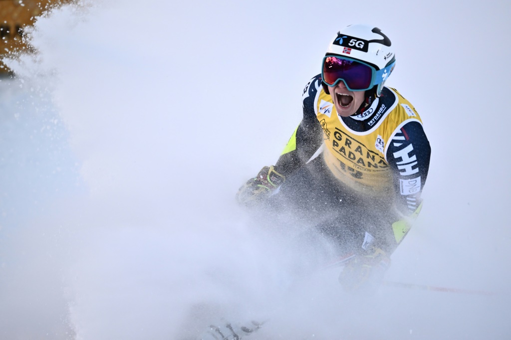 La skieuse norvégienne Ragnhild Mowinckel lors de la 2e manche du slalom femmes de Kronplatz (Plan de Corones), comptant pour la Coupe du monde de ski alpin, disputé le 25 janvier 2023.
