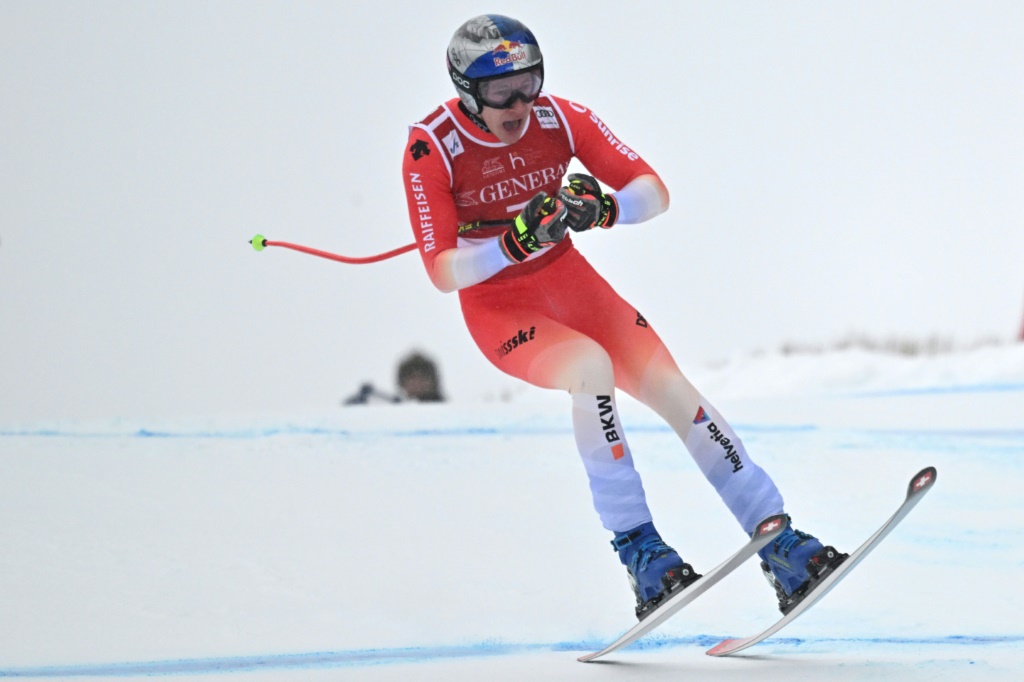 Le Suisse Marco Odermatt lors de la descente de Coupe du monde de ski à Kitzbühel