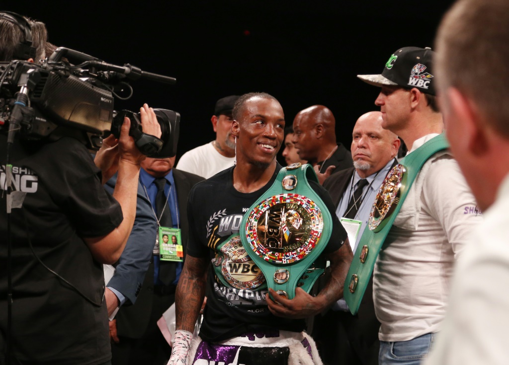 L'Américain O'Shaquie Foster après sa victoire sur le Mexicain Rey Vargas pour le titre des super-plumes WBC à San Antonio le 11 février 2023