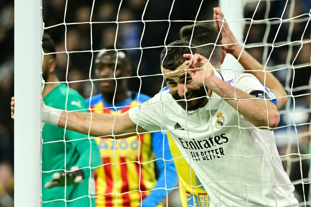 Karim Benzema s'est blessé lors de la victoire du Real Madrid à domicile face à Valence le 2 février 2023