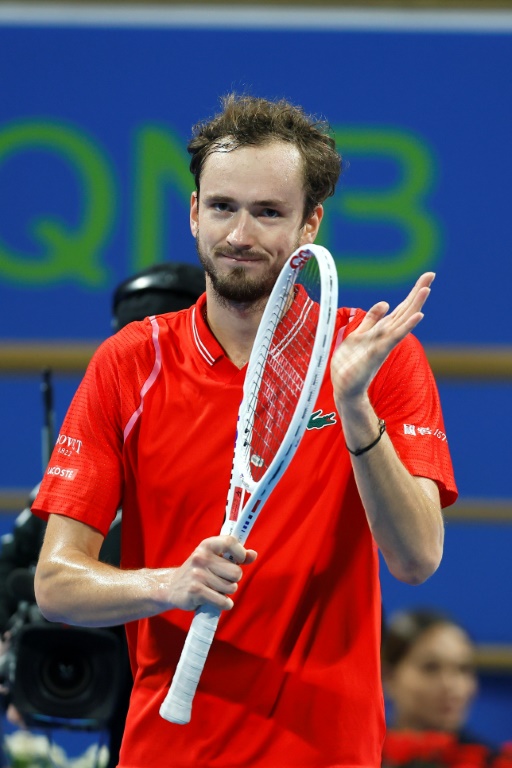 C'est une légende et il joue de mieux en mieux, dit d'Andy Murray son futur adversaire, le Russe Daniil Medvedev, qui a obtenu son billet pour la finale du tournoi de Doha face au Canadien Félix Auger-Aliassime le 24 février 2023