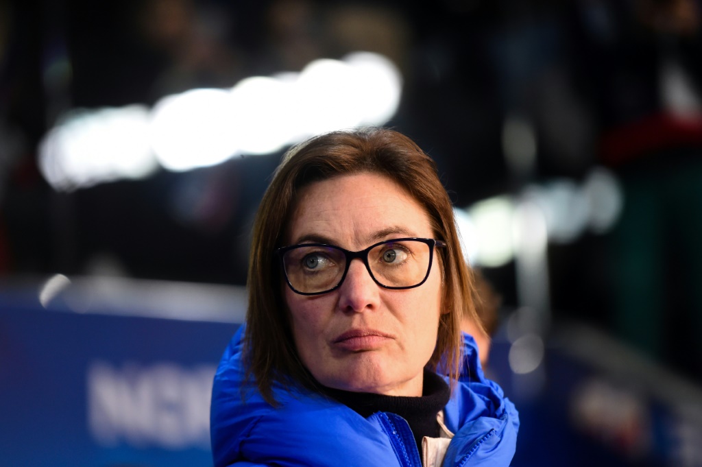 La sélectionneuse des Bleus Corinne Diacre contre la Norvège lors du Tournoi de France à Angers, le 21 février 2023
