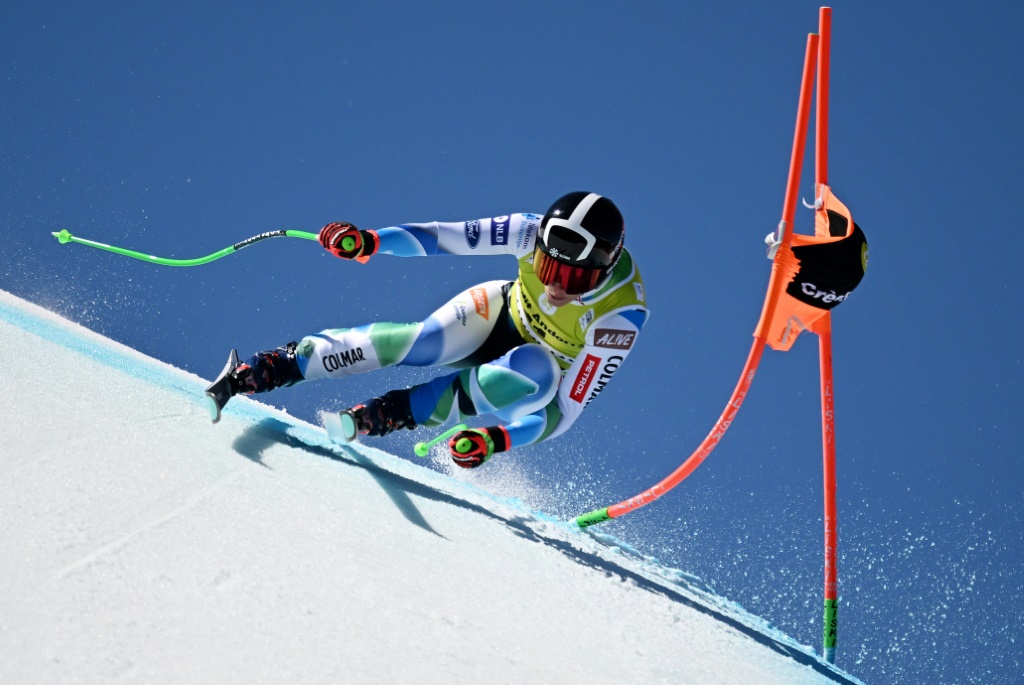 La Slovène Ilka Stuhec lors de la descente féminine des finales de la Coupe du monde de ski alpin 2022/2023 à El Tarter en Andorre