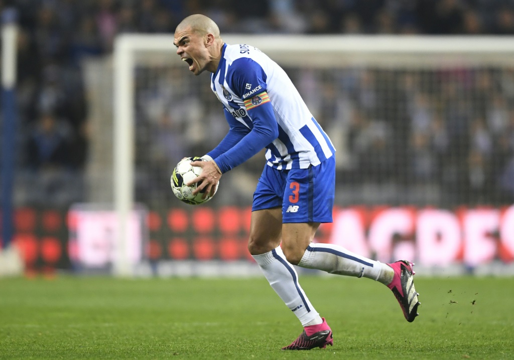 Pepe, le défenseur international portugais du FC Porto, pendant le match de championnat portugais contre Gil Vicente, à Porto, le 26 février 2023