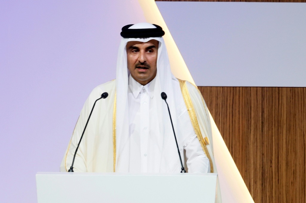 Le cheikh Tamim bin Hamad al-Thani en conférence internationale le 5 mars 2023 à Doha