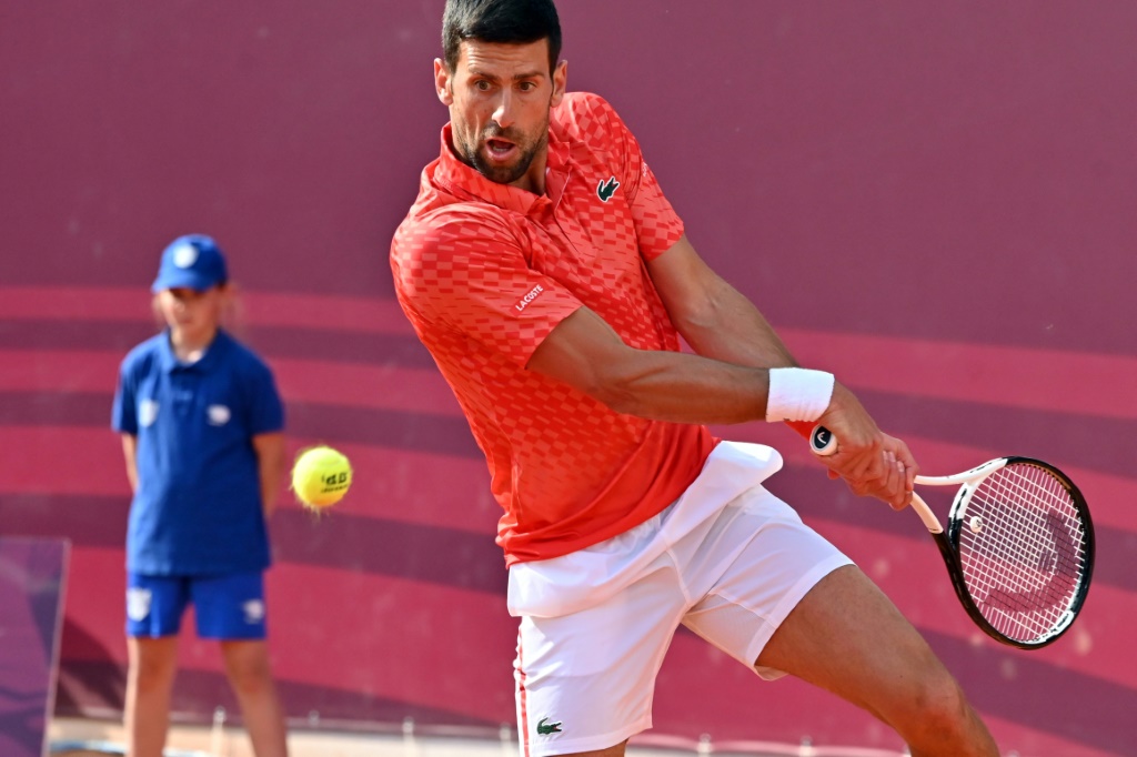 Novak Djokovic opposé à Dusan Lajovic à Banja Luka