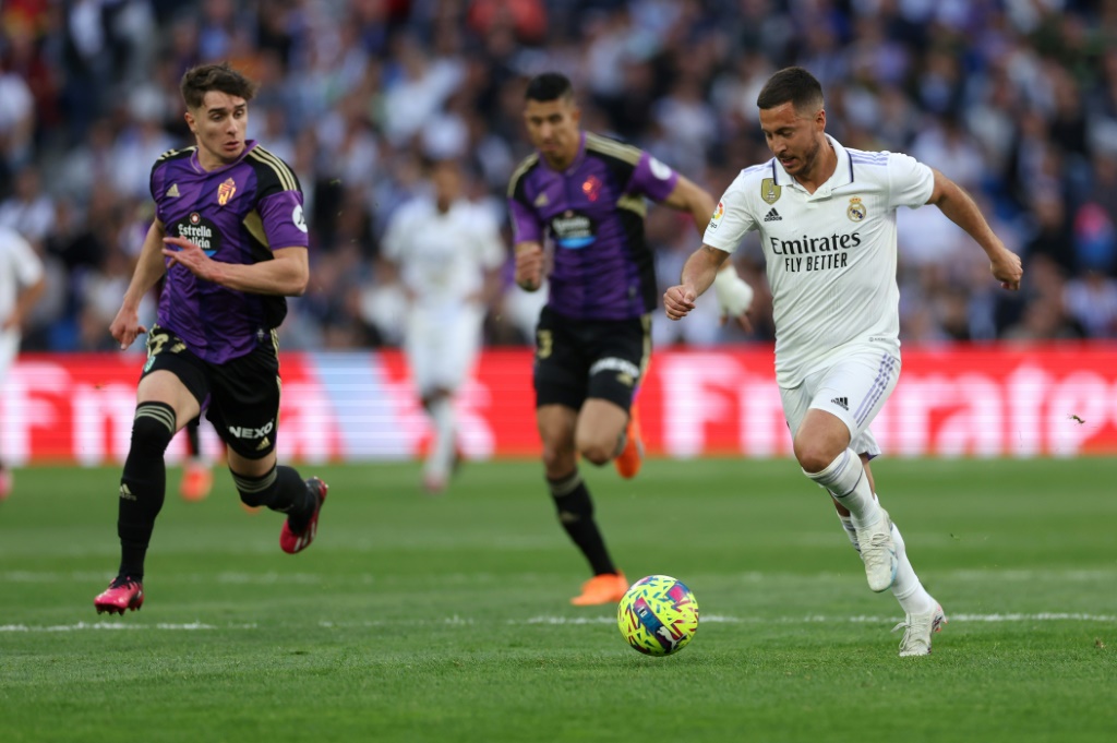 L'attaquant du Real Eden Hazard (d) contre Valladolid, le 2 avril 2023 à Madrid