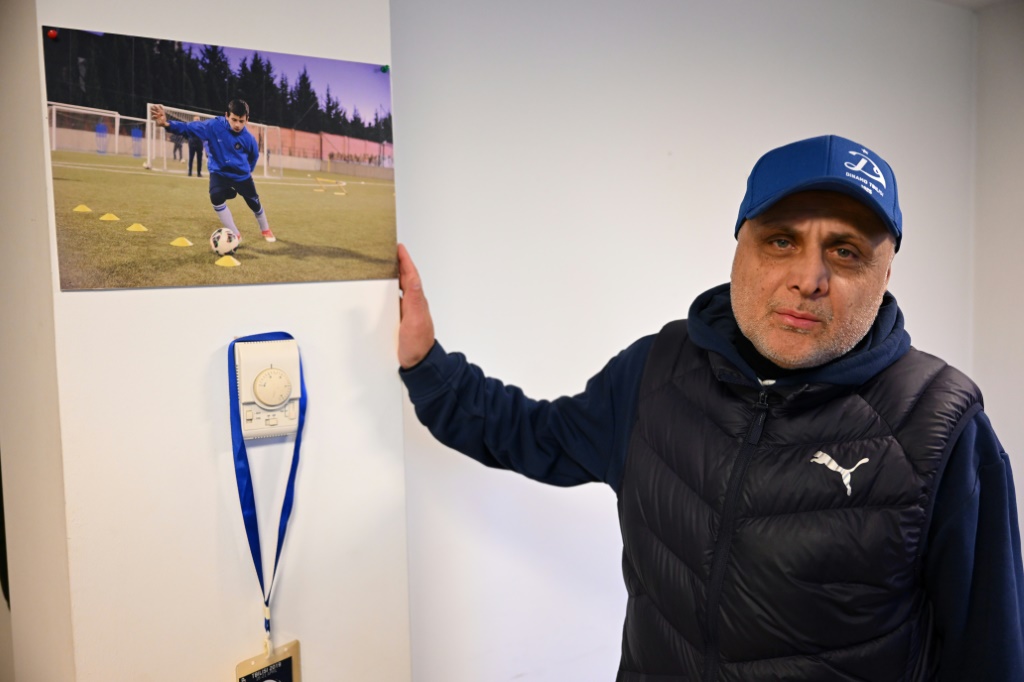 Teimuraz Ugrekhelidze, scout du Dinamo Tbilissi qui a découvert Khvicha Kvaratskhelia, le 20 mars 2023 au centre de formation du club